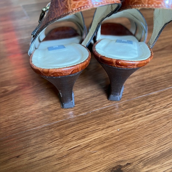 Bally Women’s 8.5N Brown Croc Embossed Leather Strappy Slingback Heels Vintage - Picture 3 of 7